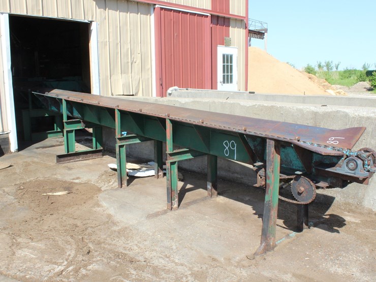32'-log-trough-w/-hydraulic-drive-(discharges-logs-from-carriage)-image-1