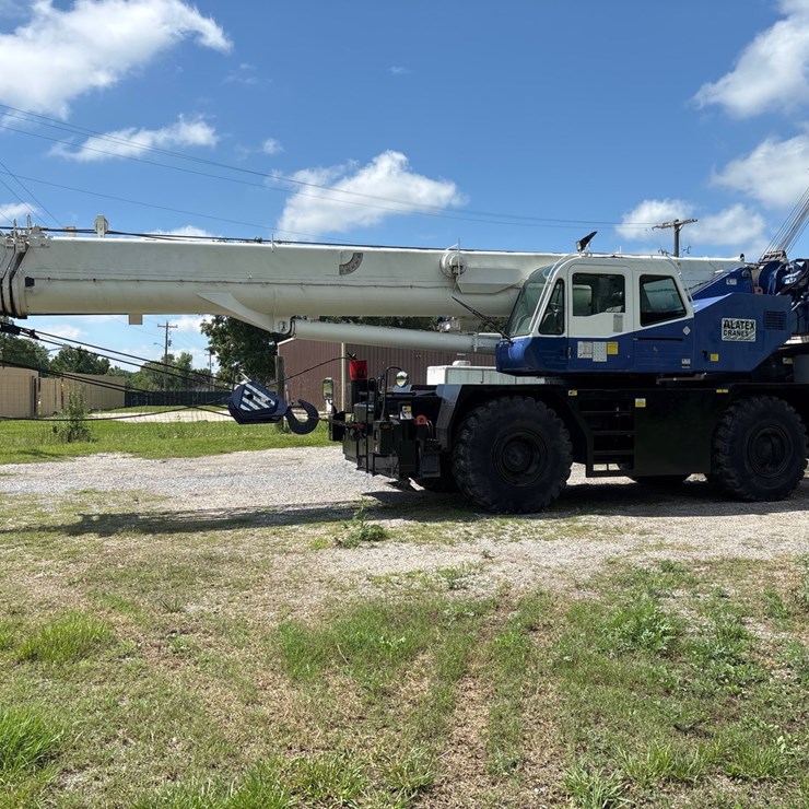 #9999978 • 2012 TADANO GR-550XL CRANE