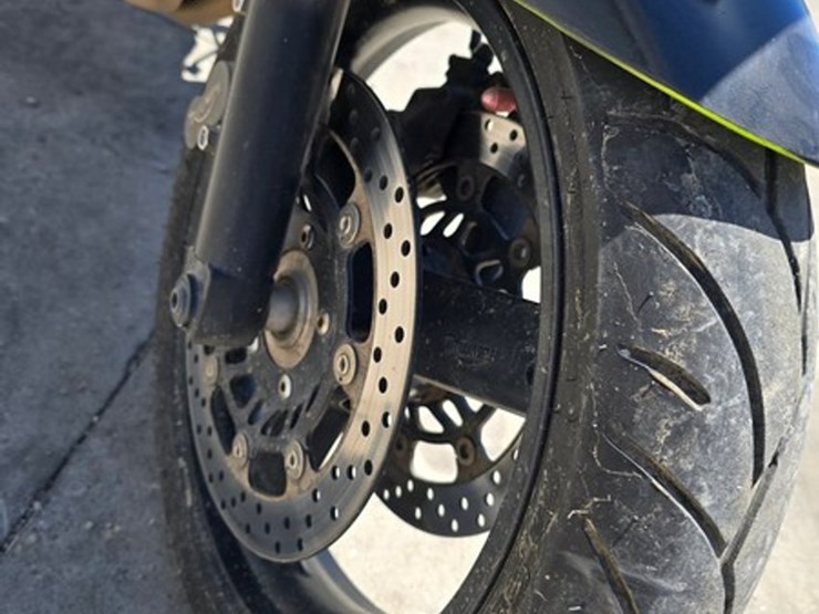 #414-•-2003-triumph-speed-4-crotch-rocket-image-11