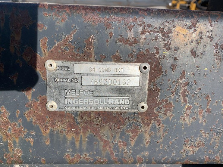 skid-steer-combo-bucket-image-15