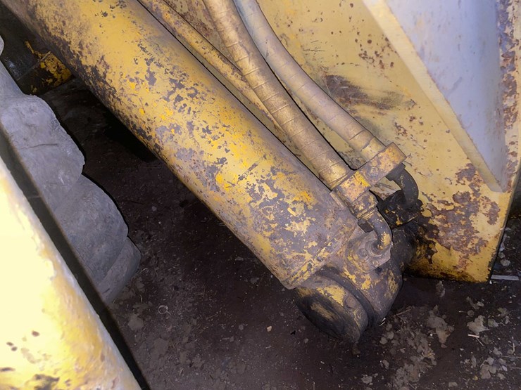 #5557-•-hough-120-payloader-image-63