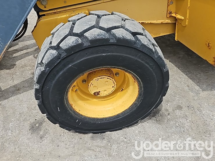 2014-deere-710k-image-10