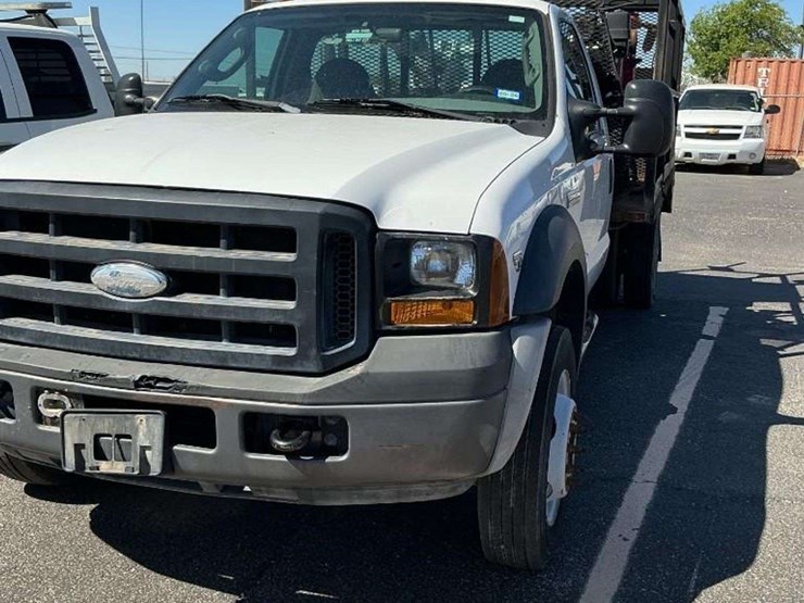 2007-ford-f450-image-1