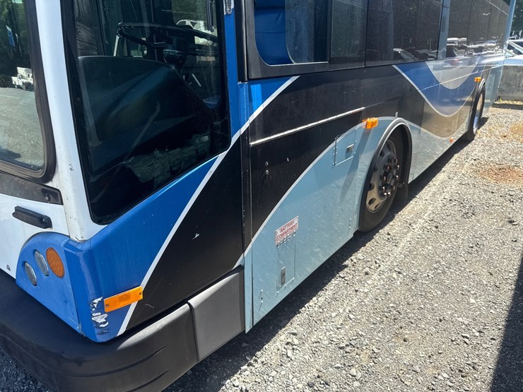 2007-gillig-low-floor-image-6