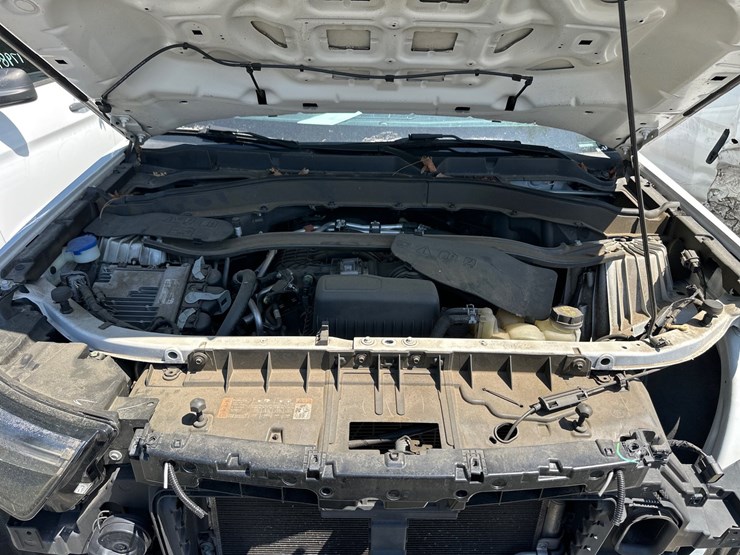 2021-ford-explorer-image-21