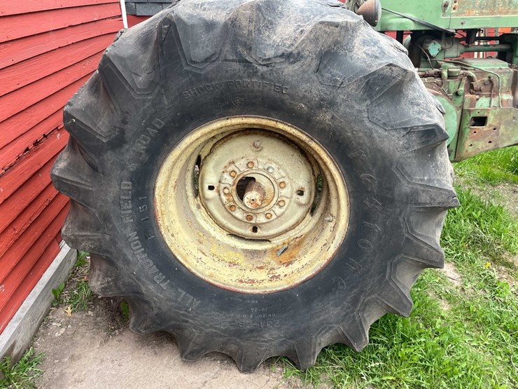 john-deere-720-image-14
