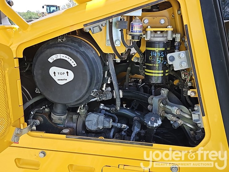 2023-komatsu-d51ex-24-image-26