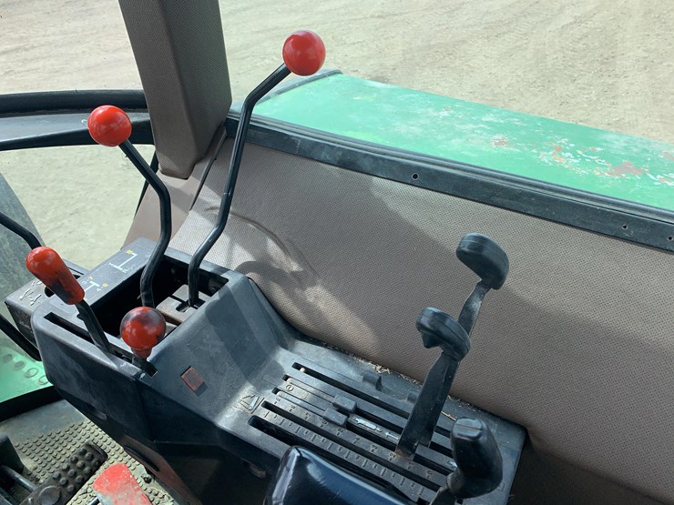 1990-john-deere-3155-image-26