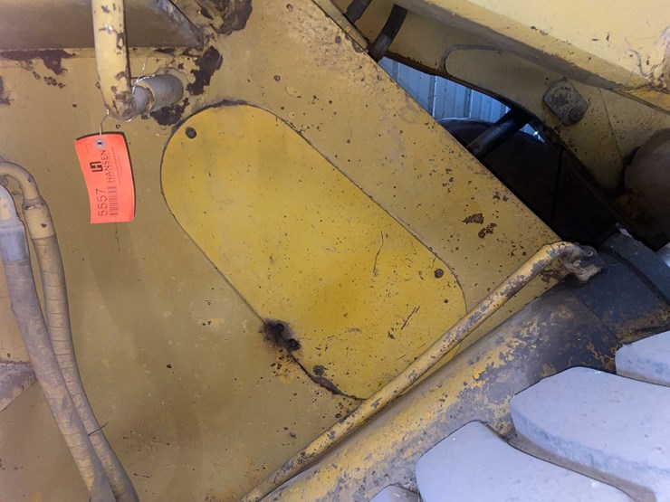 #5557-•-hough-120-payloader-image-46