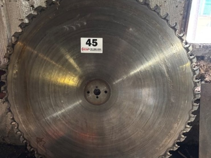 56inch-lh-circular-saw-blade-(f)-style-holder-image-1