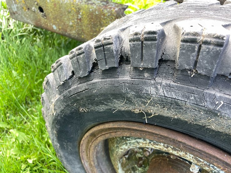 #5617-•-portable-fuel-tank-image-24