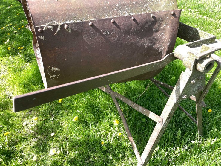 #5619-•-vintage-concrete-mixer-image-6
