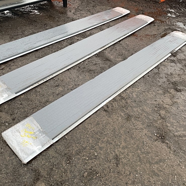 NEW J-CHANNEL BUNDLE NEW SUPPORT EQUIPMENT