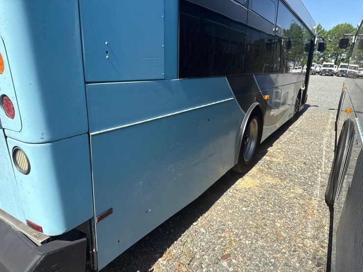 2007-gillig-low-floor-image-18