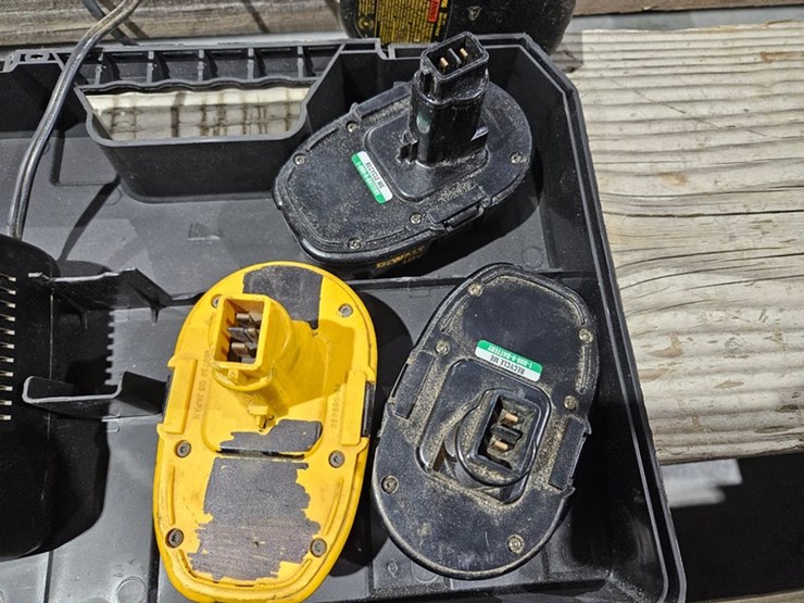 #82-•-assorted-power-tools-image-5