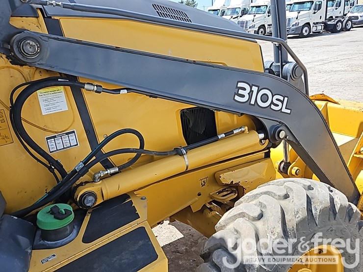 2018-deere-310sl-image-22