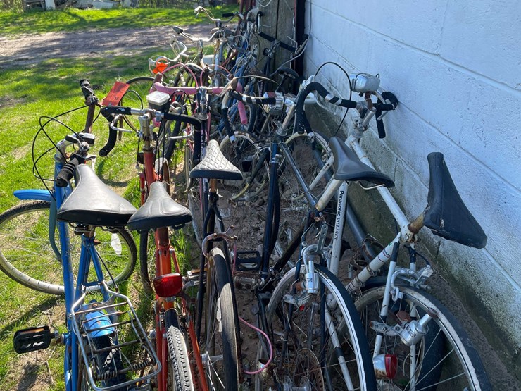 #5633-•-bike-lot-image-12