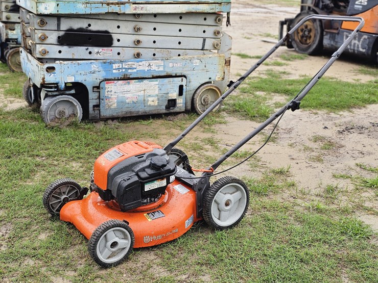 husqvarna-push-mower-image-1