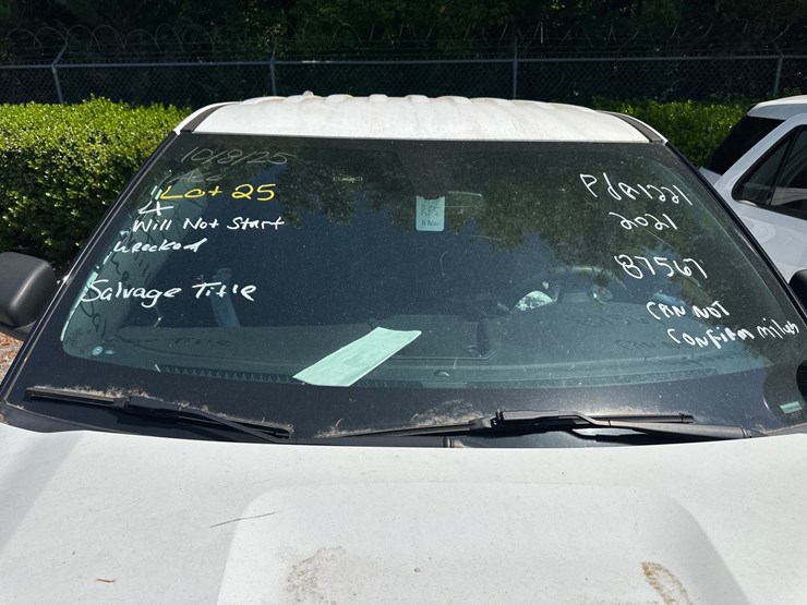 2021-ford-explorer-image-2