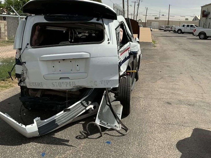 2019-chevrolet-tahoe-image-3