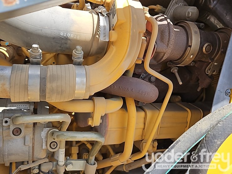 2018-deere-310sl-image-31