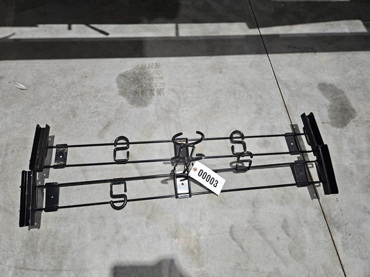 #3-•-2-wall-mount-storage-racks-image-2