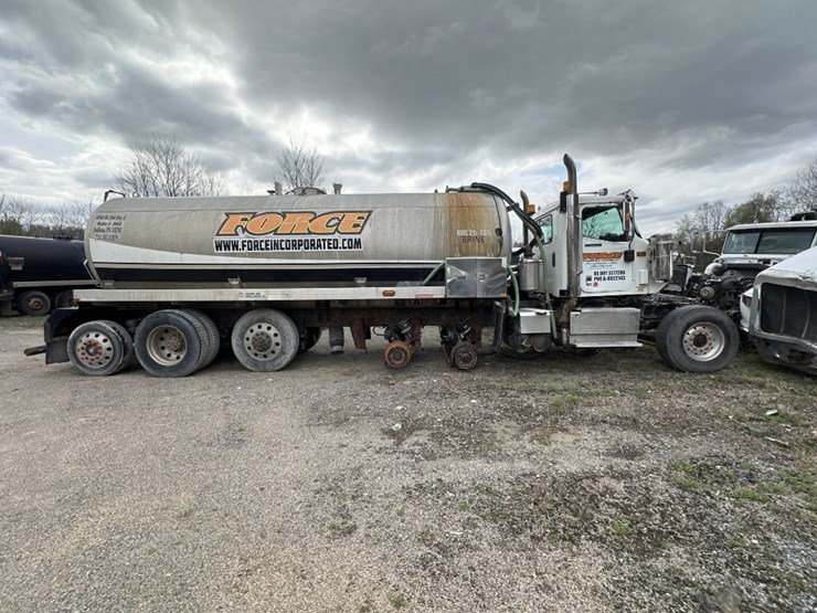 2014-international-paystar-5900i-image-3