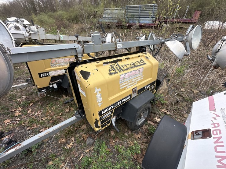 2016-caterpillar-c11-image-1