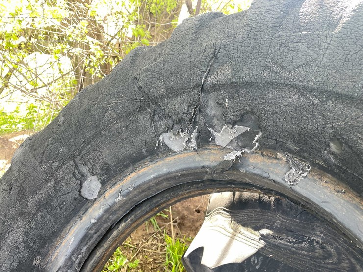 #5604-•-(6)-excavator-tires-image-8