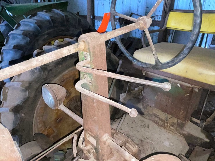 john-deere-b-image-34
