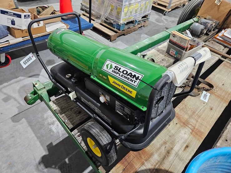 #35-•-john-deere-space-heater-image-3