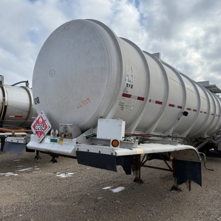 2012 . Tri Axle Crude Trailer