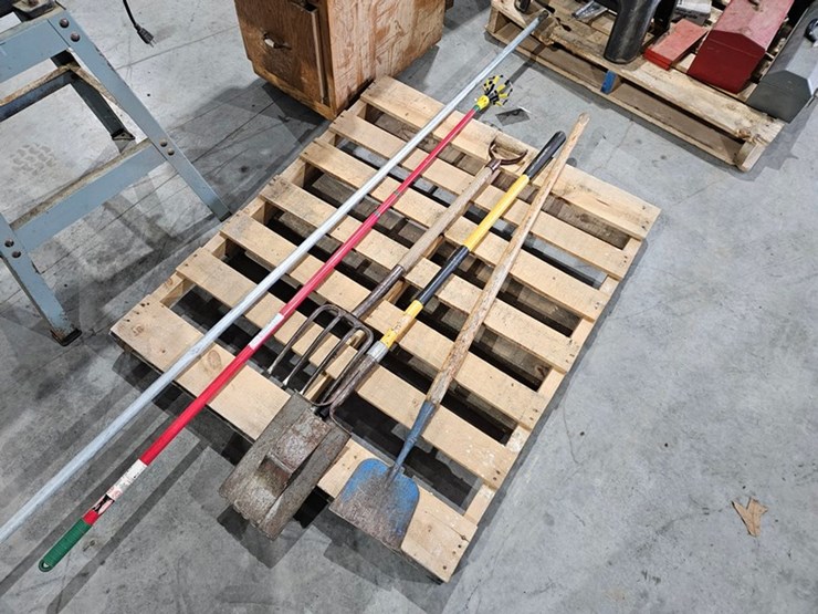 #98-•-shovel,-spade,-light-changer,-and-pipe-image-3