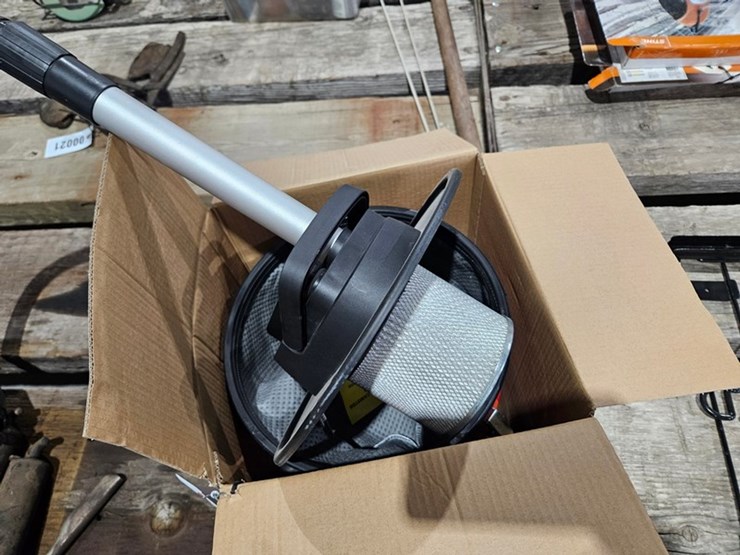 #8-•-wppo-18-volt-rechargeable-ash-vacuum-image-5