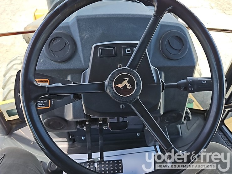 2018-deere-310sl-image-43