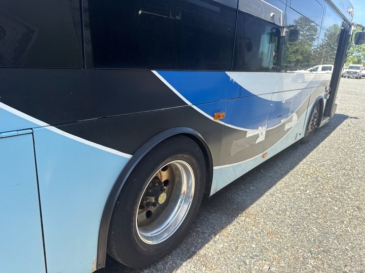 2007-gillig-low-floor-image-23