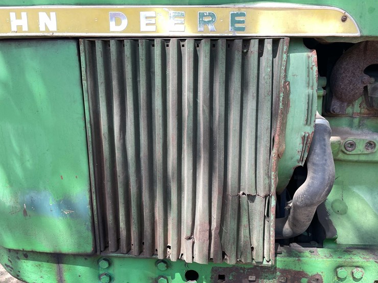 john-deere-4020-image-11