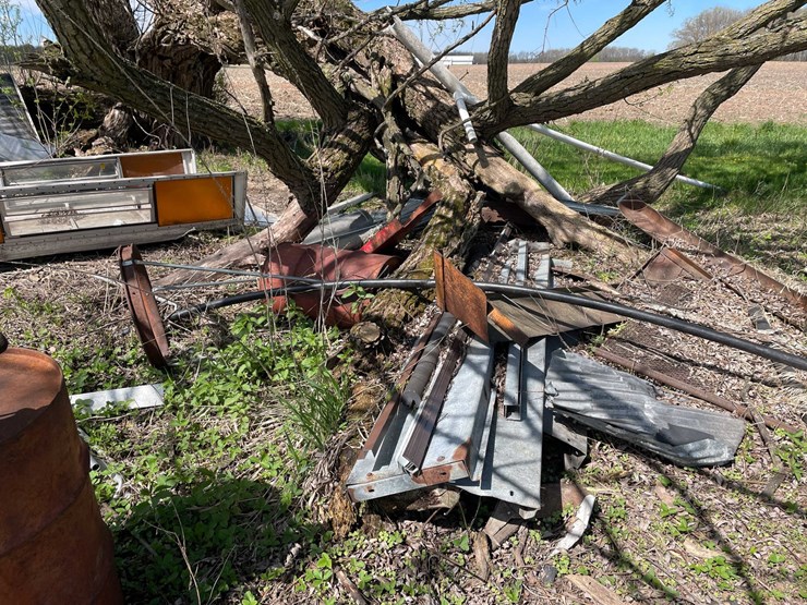 #5599-•-misc.-scrap-metal-&-more-image-2
