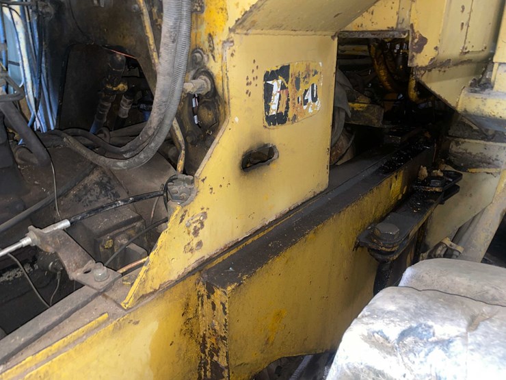 #5557-•-hough-120-payloader-image-39
