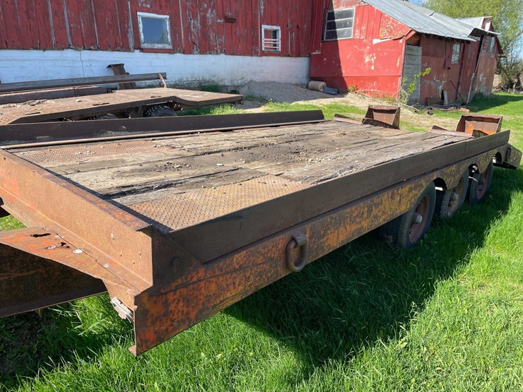 #5575-•-heavy-duty-trailer-image-11