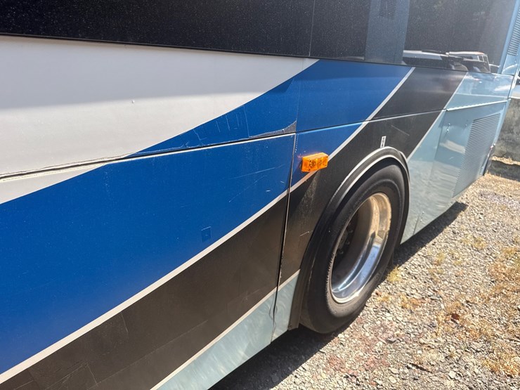 2007-gillig-low-floor-image-10