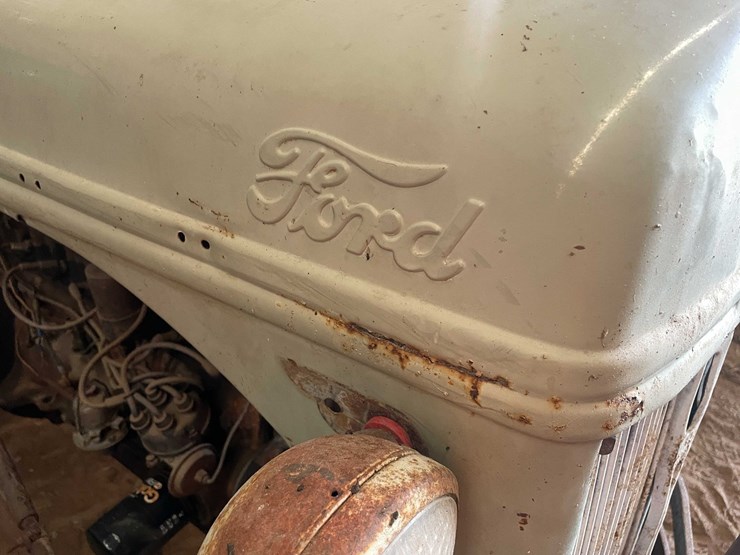 ford-tractor-image-12