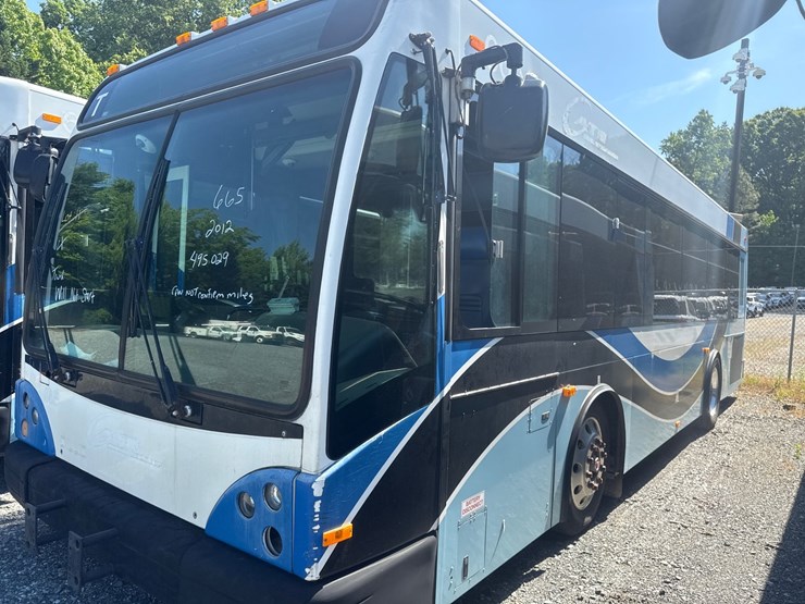 2012-gillig-low-floor-image-5
