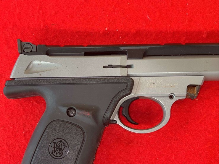 smith-&-wesson-model-22s-semi-auto-pistol-.22-lr-image-14