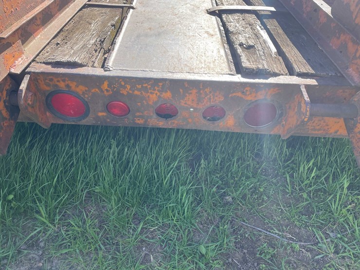 #5575-•-heavy-duty-trailer-image-27