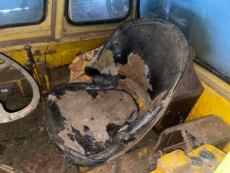 #5557-•-hough-120-payloader-image-71