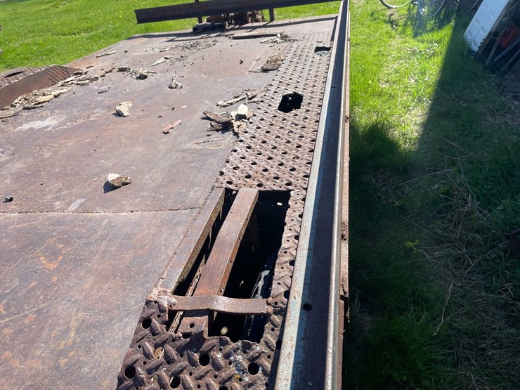 #5574-•-heavy-duty-trailer-image-20