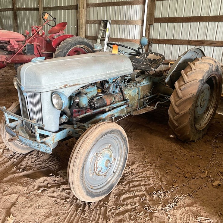 FORD TRACTOR
