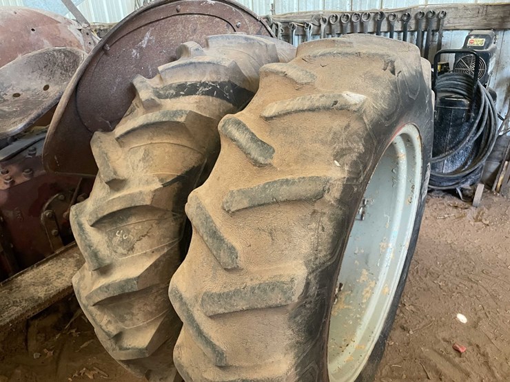 ford-tractor-image-57