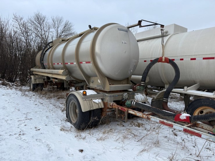 2011-brenner-tank-pup-trailer-image-1
